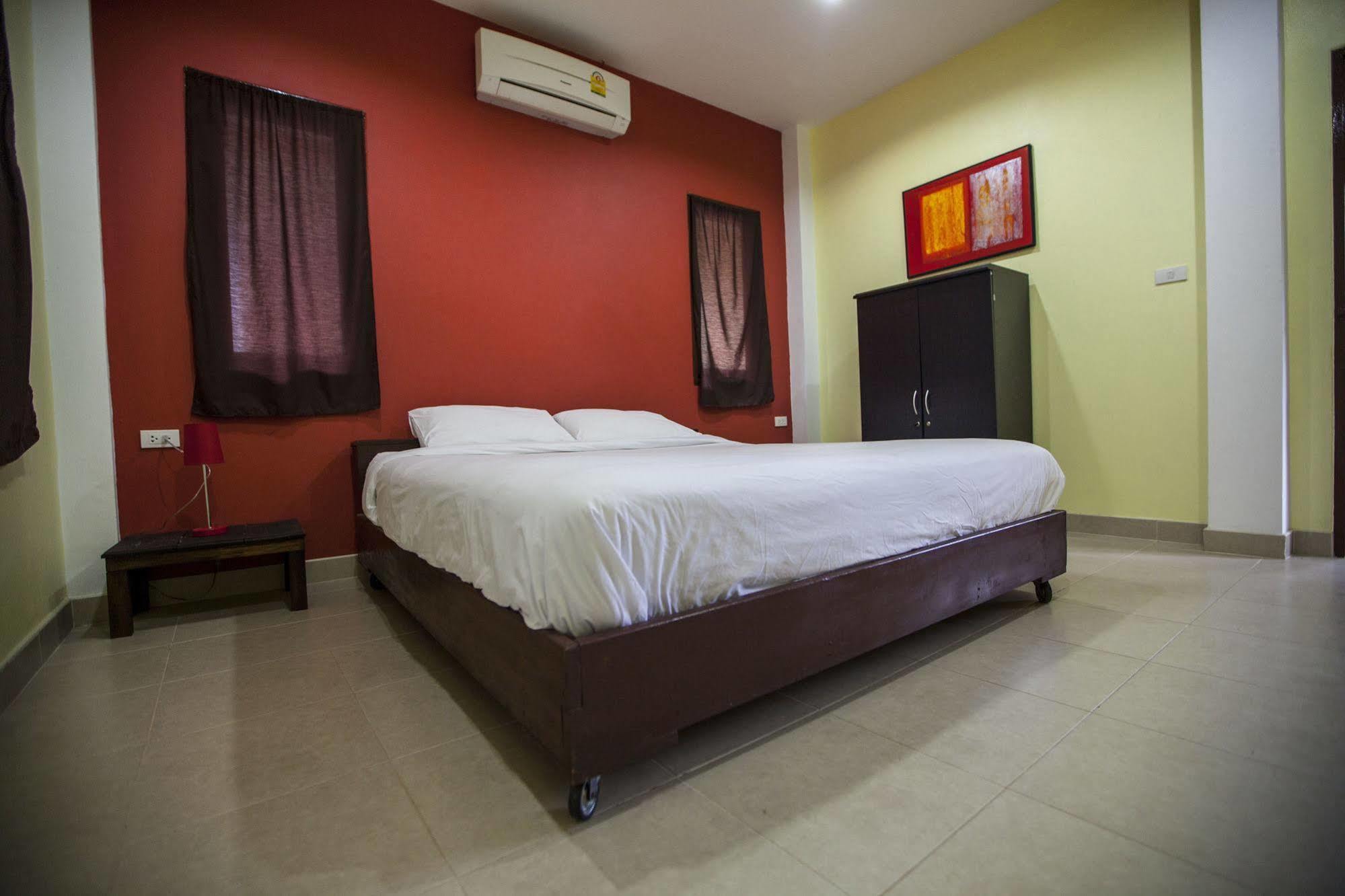 Hin Bhai Resort Chaloklum Exterior photo